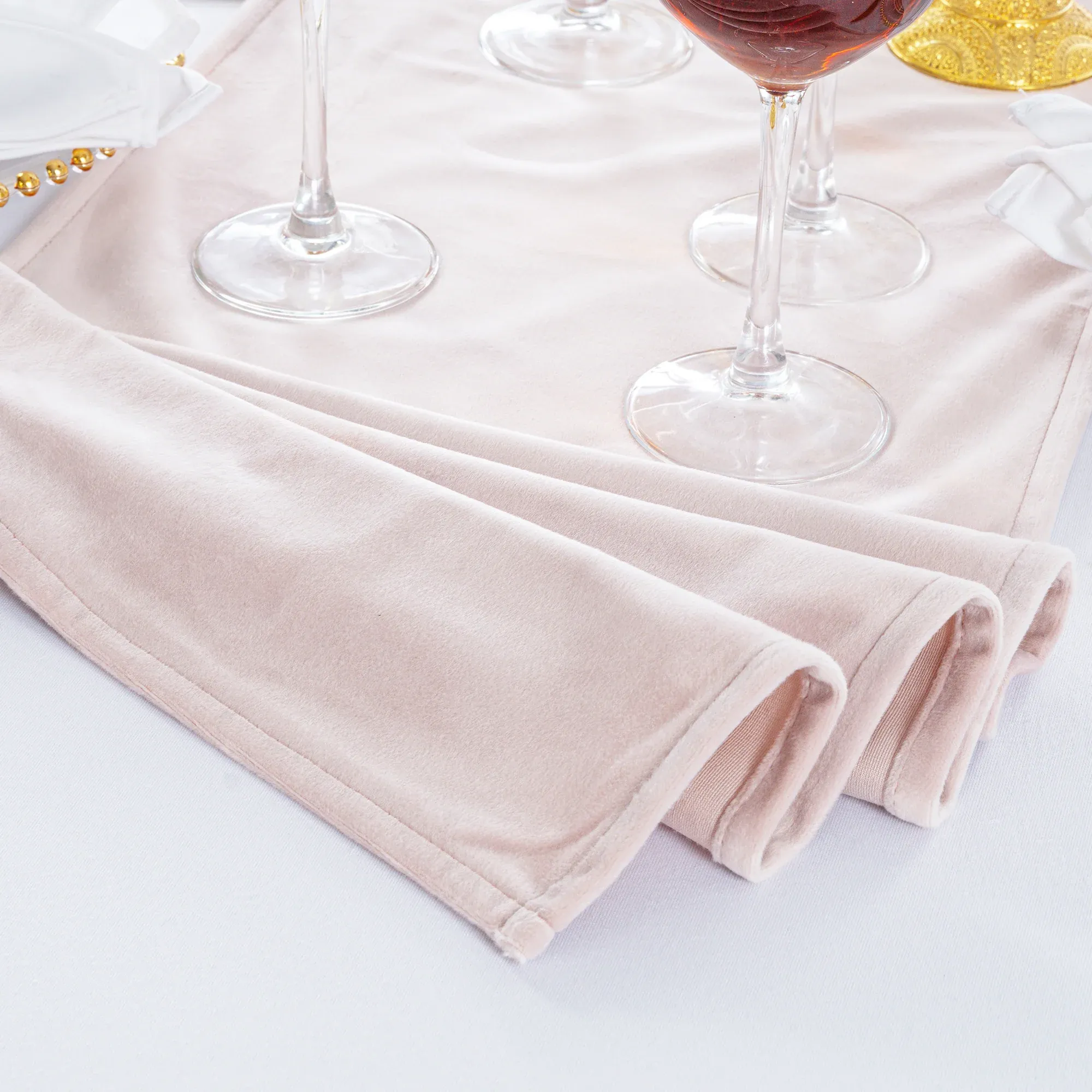 13″x108″ Holland Velvet Table Runner – Blush Pink/Rose Gold (1pc)