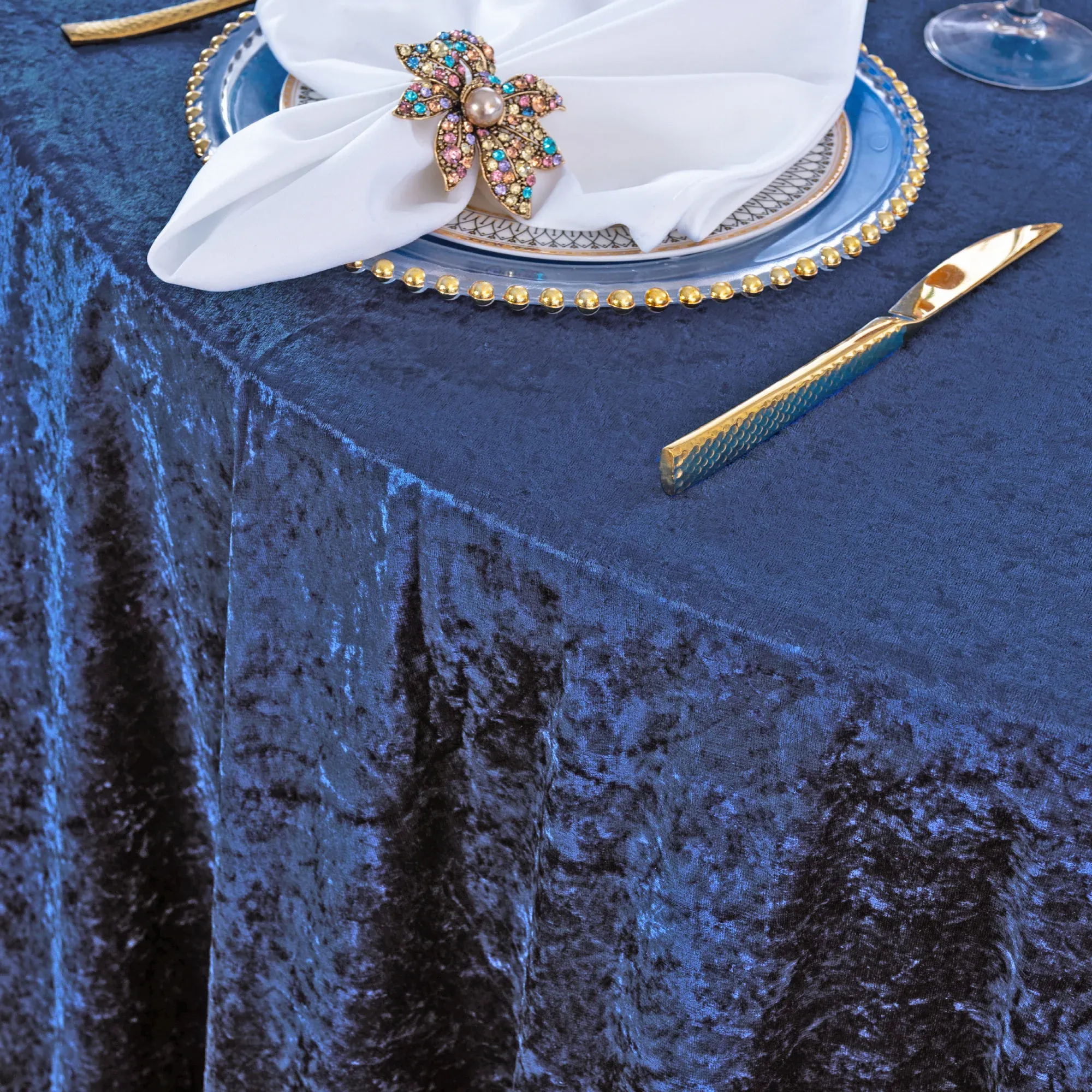 120″ Round Ice Crushed Velvet (200 GSM) Tablecloth – Navy Blue (1pc)
