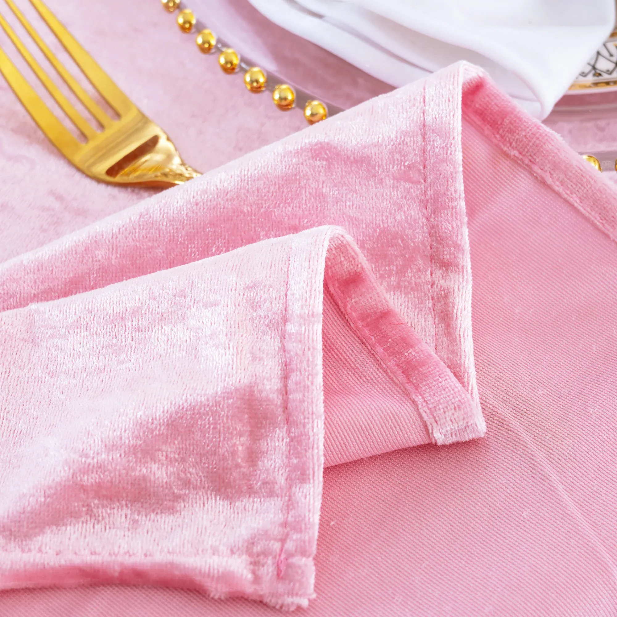 Sample 20″x20″ Ice Crushed Velvet (200 GSM) Napkins – Pink (1pc)