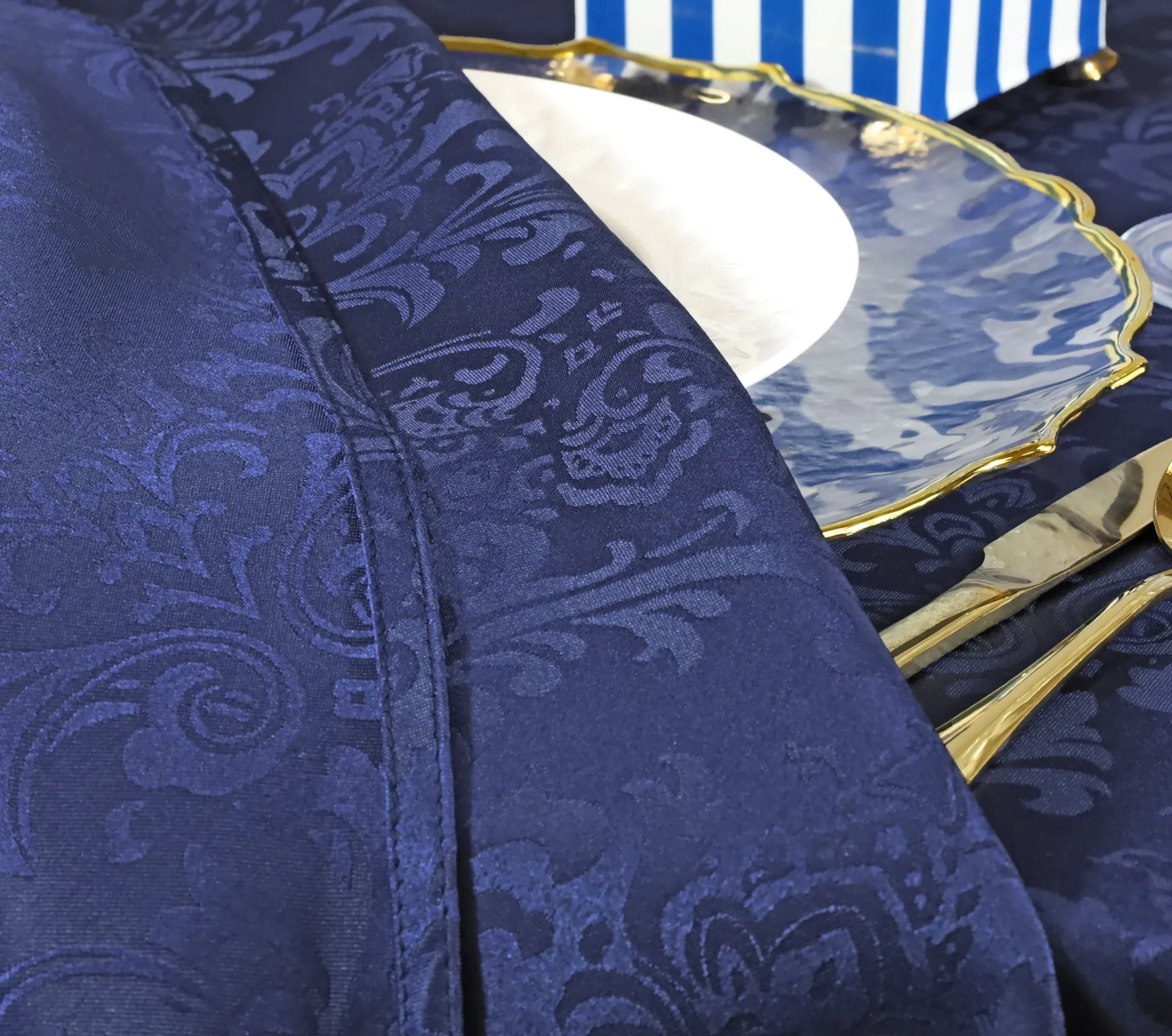 Sample 20″x20″ Floral Damask Jacquard Polyester (220 GSM) Napkins – Navy Blue (1pc)