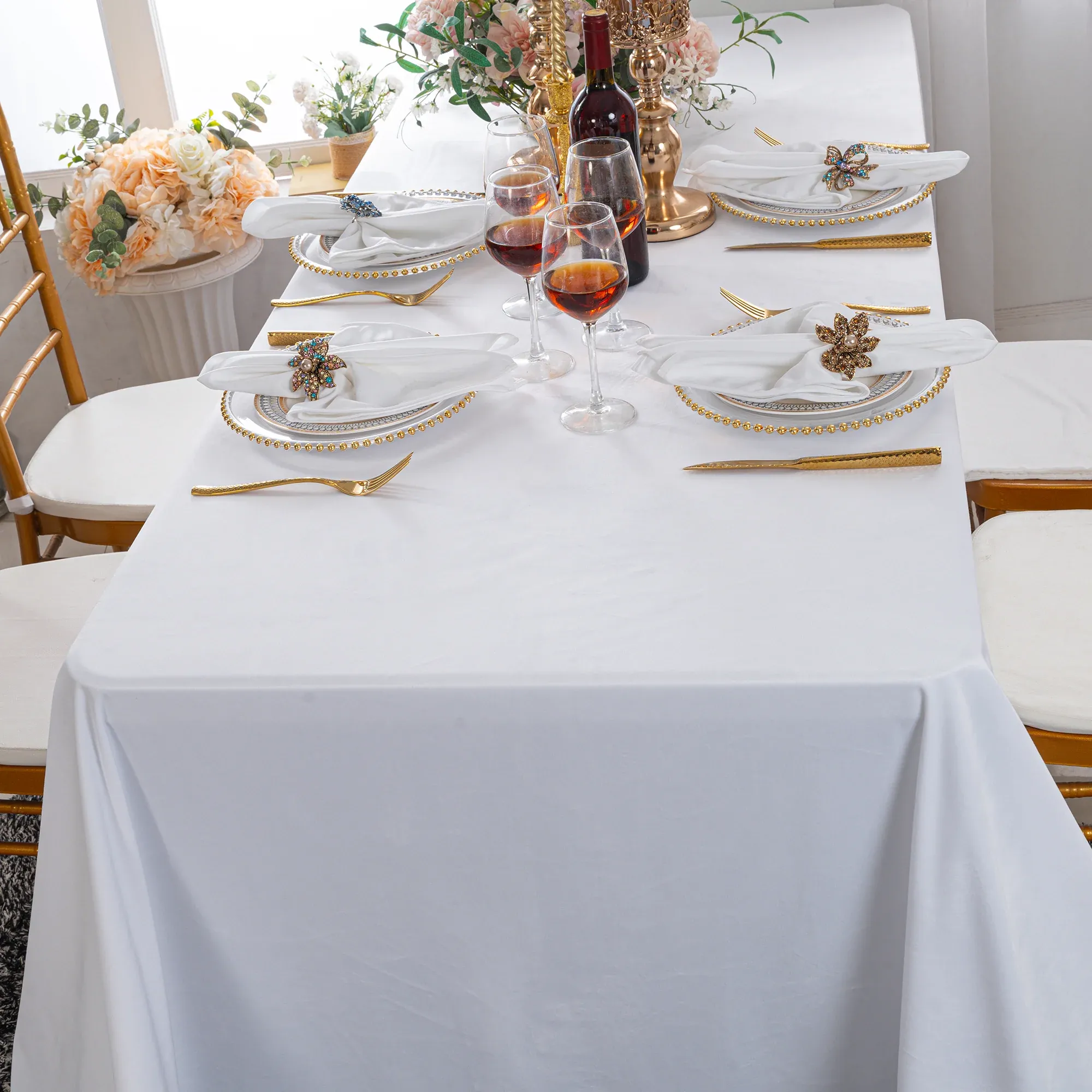 90″x132″ Rectangular Seamless Holland Velvet Tablecloth – White (1pc)